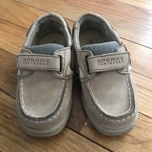 Toddler size 7.5 sperrys